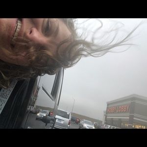 Meet your Posher, Dana